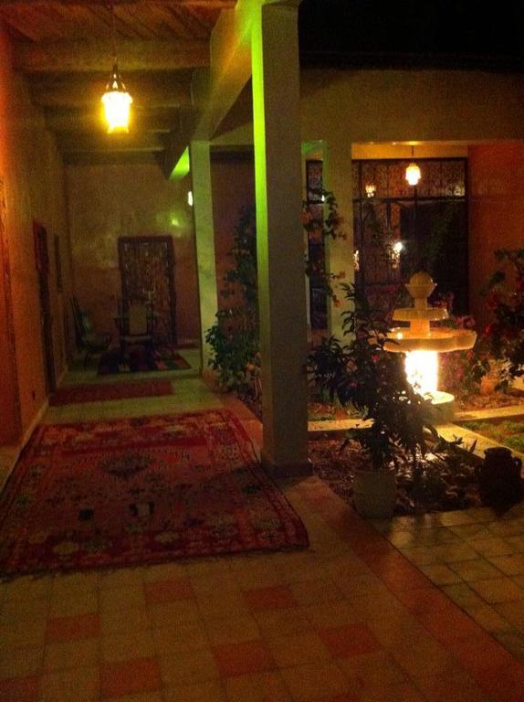 Riad La Maison Du Desert Oulad Driss Exteriör bild