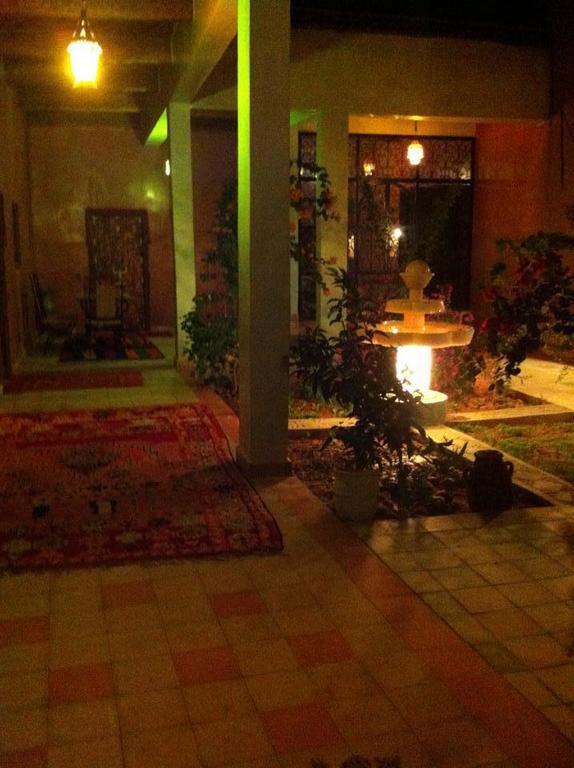 Riad La Maison Du Desert Oulad Driss Exteriör bild